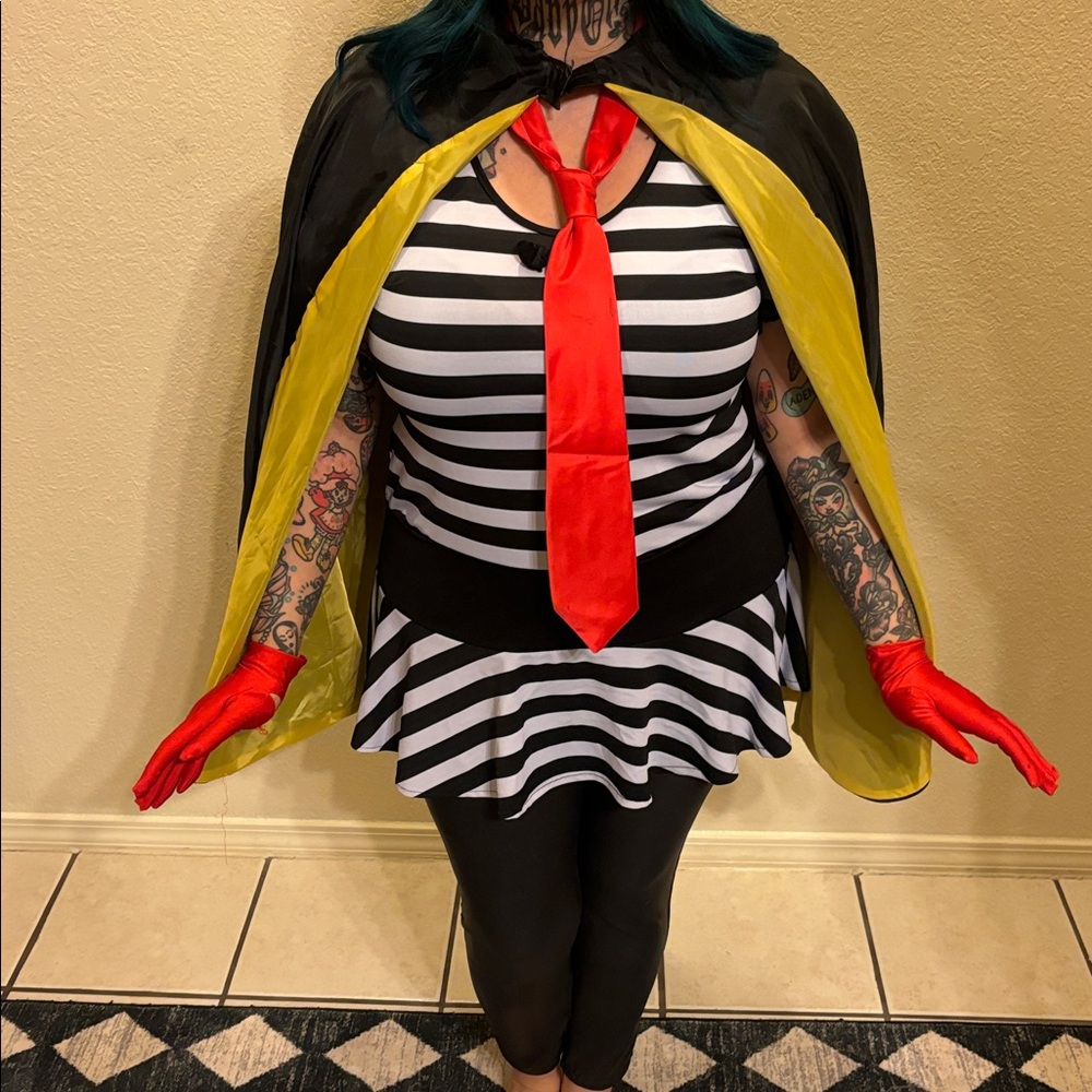 McDonald’s inspired cosplay Costume with Red Tie and Gloves L/XL